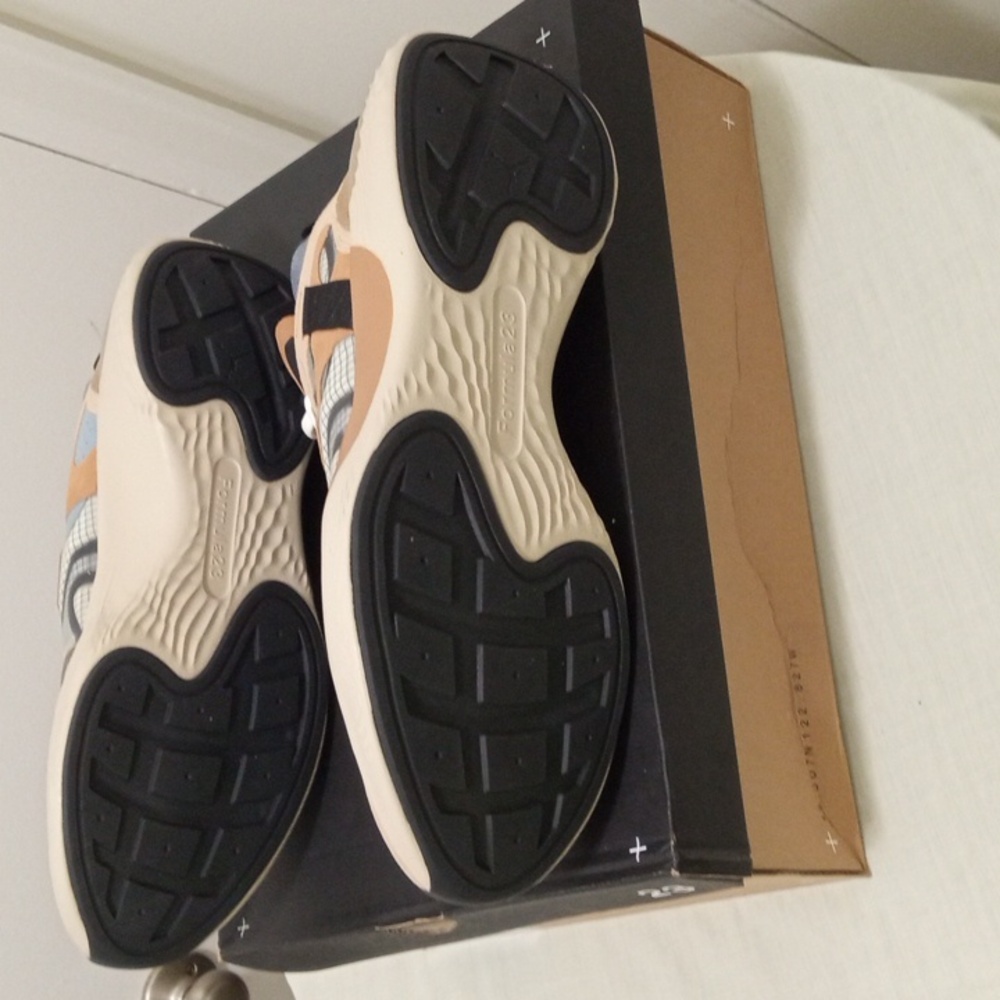 JORDAN DELTA 3 SP - Picture 3 of 7